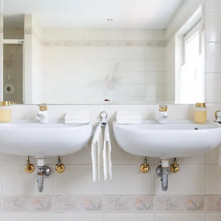 Luxury House With Pool, Garden, Ac & Sauna Near Vienna Perchtoldsdorf