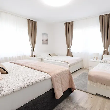 Luxury House With Pool, Garden, Ac & Sauna Near Vienna Appartement Perchtoldsdorf