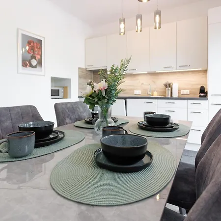 Appartement Luxury House With Pool, Garden, Ac & Sauna Near Vienna *