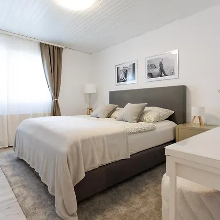 Appartement Luxury House With Pool, Garden, Ac & Sauna Near Vienna *