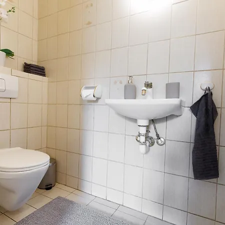 Luxury House With Pool, Garden, Ac & Sauna Near Vienna Appartement